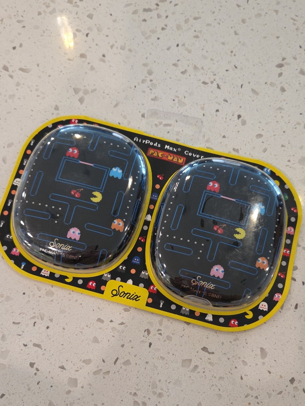 NWT- Sonic Pacman Airpod Max Cover